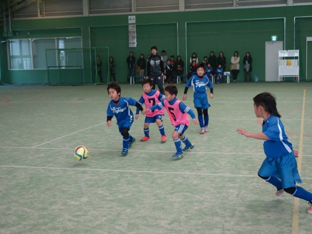JFAキッズ（U-8）サッカーフェスティバル 新潟県新潟市のみどりと森の運動公園体育施設に、161人が参加！