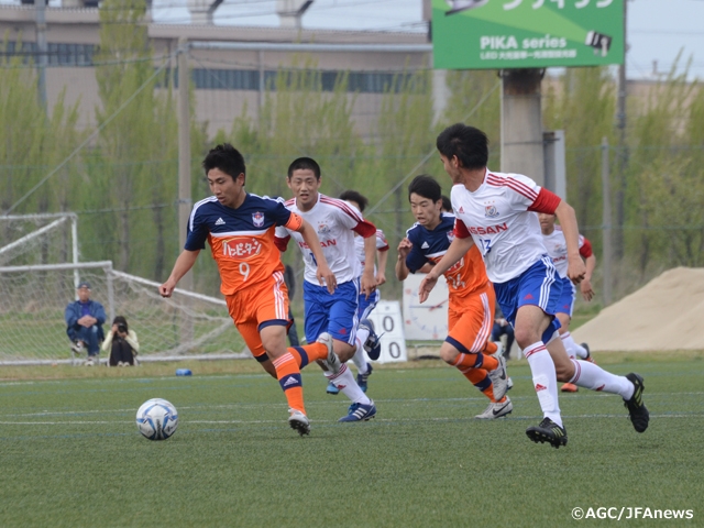 高円宮杯U-18プレミアリーグEAST 堅守速攻が機能し、新潟がプレミアリーグ初勝利！
