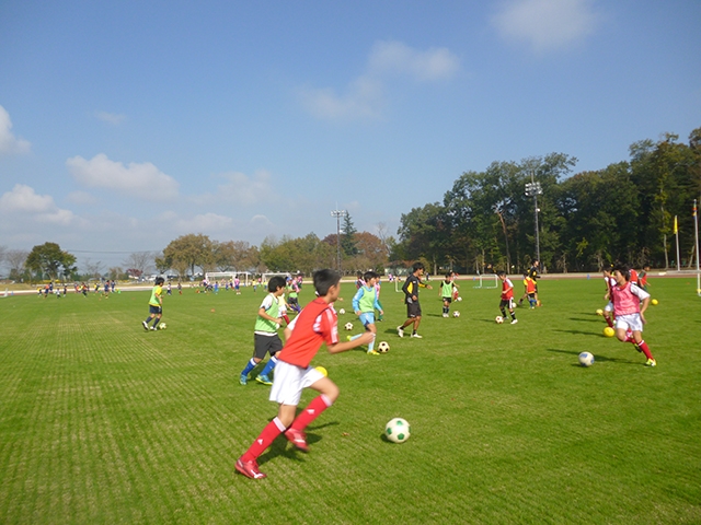 JFAフットボールデー 栃木県さくら市のさくらスタジアムに、302人が参加！