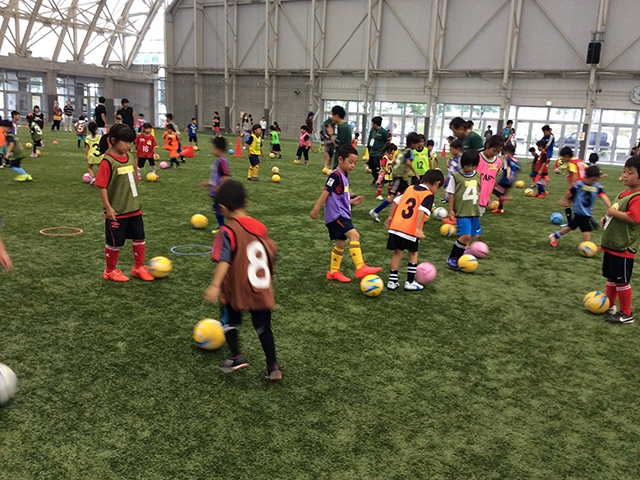 JFAフットボールデー 富山県富山市の富山県総合運動公園に、204人が参加！