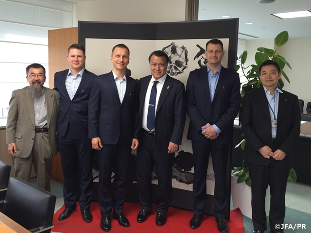 Polish referees come to Japan as part of exchange programme