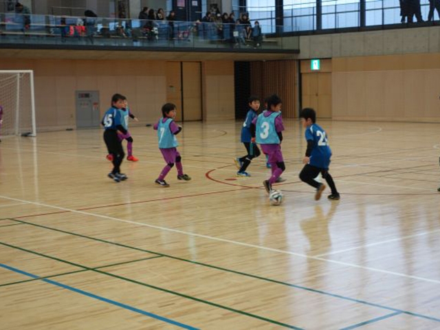 JFAキッズ（U-10）サッカーフェスティバル 新潟県新潟市の新潟市秋葉区体育館に、225人が参加！