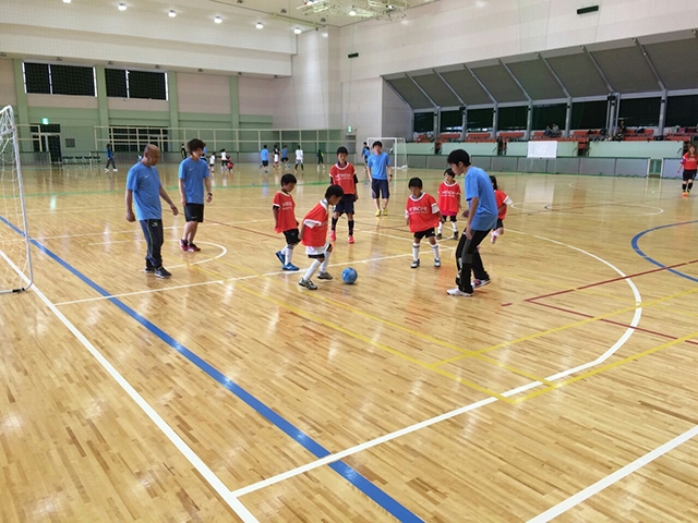 JFAファミリーフットサルフェスティバル 茨城県日立市の久慈サンピア日立スポーツセンターに、86人が参加！