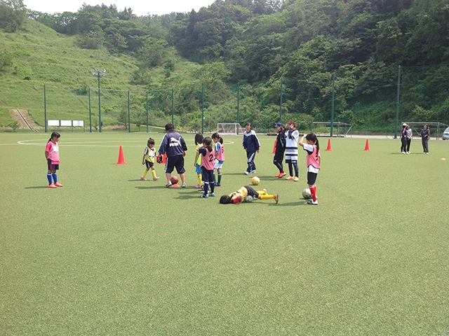 JFAレディース／ガールズサッカーフェスティバル 石川県金沢市の北陸大学フットボールパークに、56人が参加！