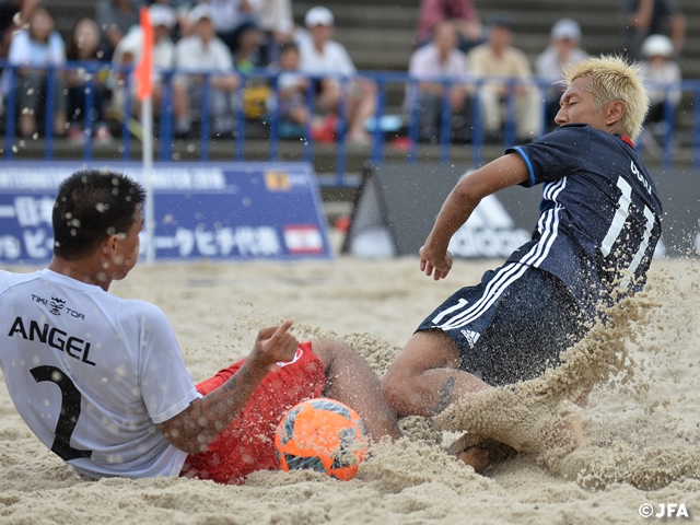 ビーチサッカー日本代表、2戦連続5得点でタヒチに連勝