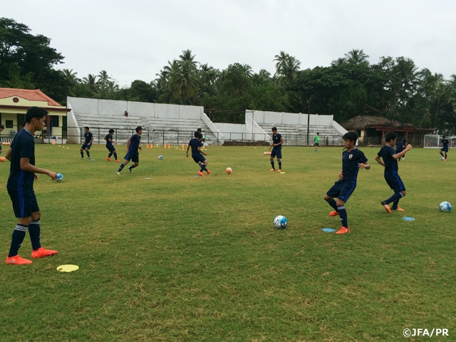 U-16日本代表　AFC U-16選手権インド2016　グループステージ最終戦に向け調整を行う