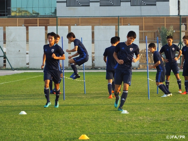 U-19 Japan National Team work out ahead of Qatar match, looking to qualify past group stage in AFC U-19 Championship