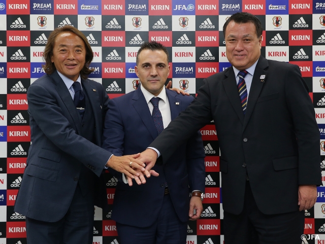 フットサル日本代表 ブルーノ・ガルシア新監督就任記者会見 日本フットサルのために「全面的な協力を約束」