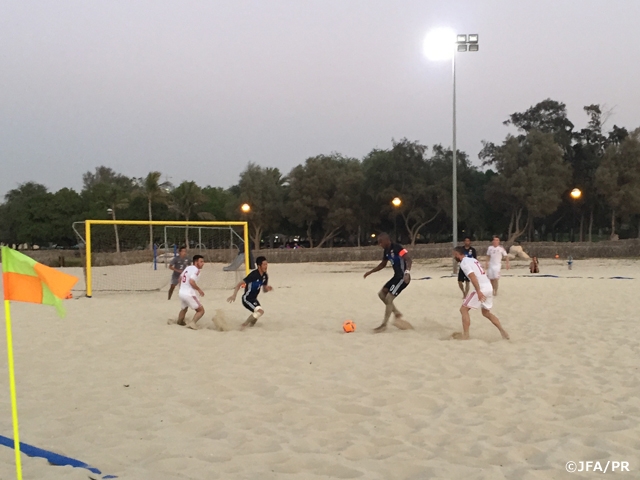 Japan National Beach Soccer Team—Activity Updates from Brazil and UAE camp (9), closely-contested Hungary match