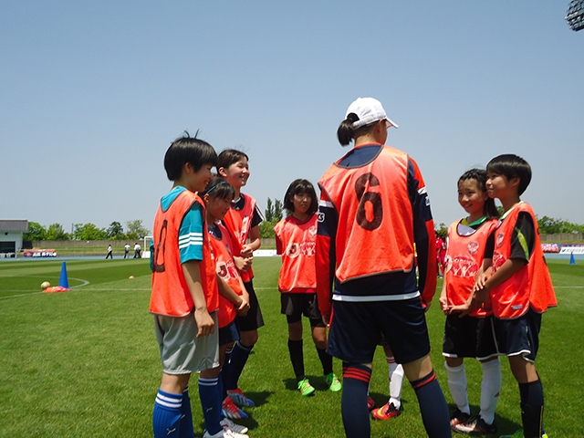 JFAレディース／ガールズサッカーフェスティバル 新潟県新発田市の新発田市五十公野公園陸上競技場に、1264人が参加！