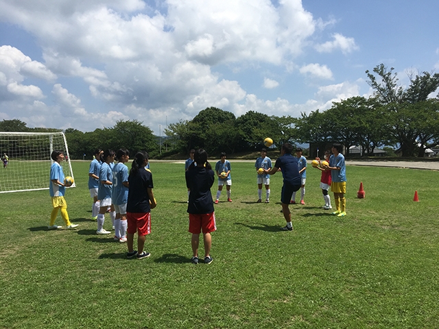 JFAレディース／ガールズサッカーフェスティバル 愛知県蒲郡市の蒲郡市公園グラウンドに、253人が参加！