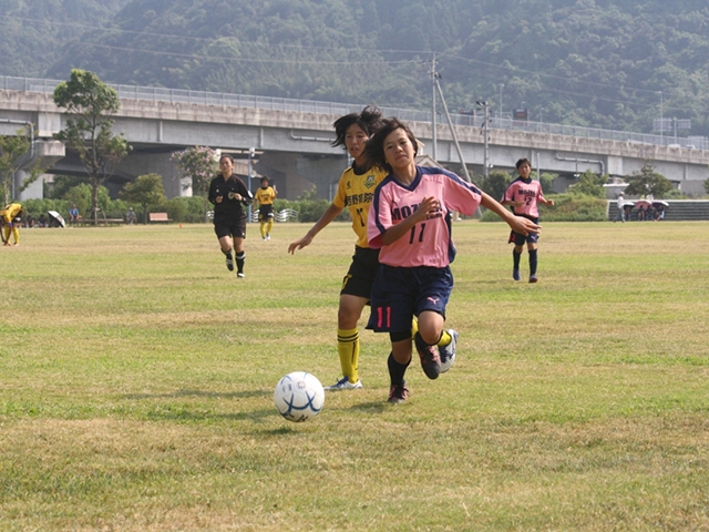 JFAガールズサッカーフェスティバル 熊本県八代市の日奈久ドリームランド「シー　湯　遊」に、712人が参加！