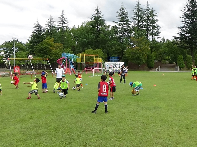 JFAキッズ（U-6/8/10）サッカーフェスティバル 青森県平川市の中央公園こども広場に、72人が参加！