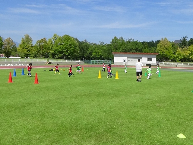 JFAキッズ（U-6/8/10）サッカーフェスティバル 青森県弘前市の弘前市運動公園に、104人が参加！