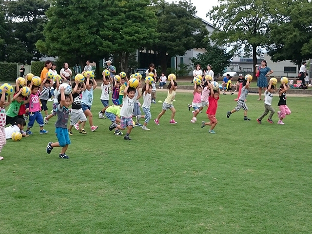 JFAキッズ（U-6/8）サッカーフェスティバル 福井県鯖江市の丸山多目的公園に、214人が参加！