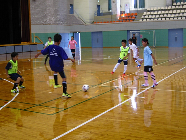 JFAファミリーフットサルフェスティバル 徳島県美馬市のうだつアリーナに、246人が参加！