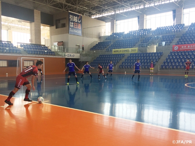 U-19 Japan futsal squad play training match on final day