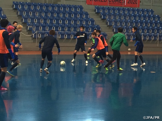 Japan Futsal National squad play practice game at training camp to finish 2016