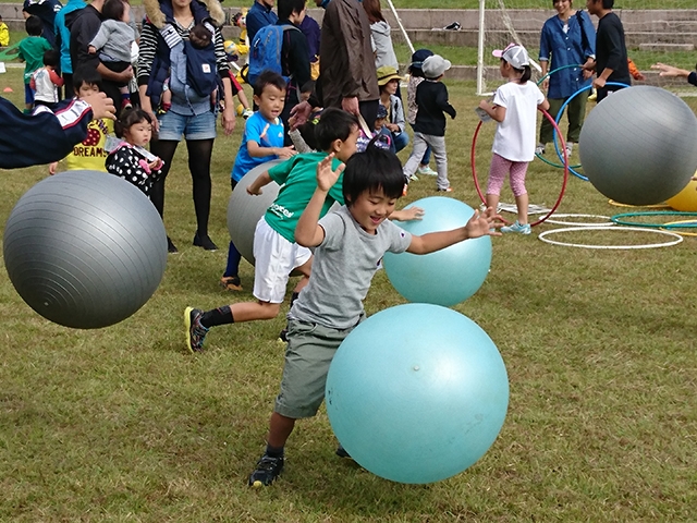 JFAキッズ（U-8）サッカーフェスティバル 岐阜県郡上市の郡上市奥長良ウインドパークに、354人が参加！