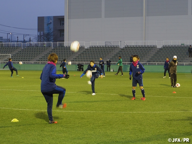 Japan women's national squad start 2017 practice