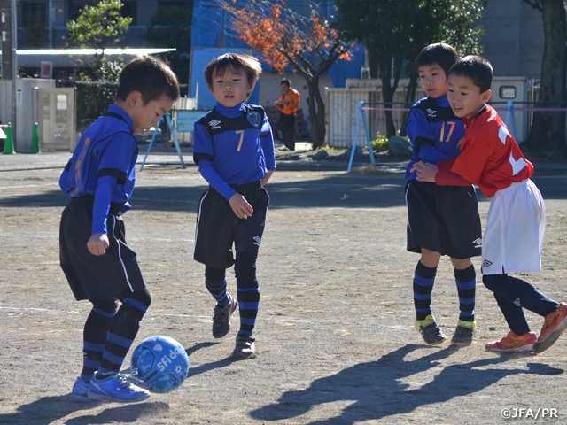 【j-futsal連動企画】いじめ・児童虐待防止を啓発するフットサルイベント「第1回川崎市オレンジリボン・ファミリーカップ」