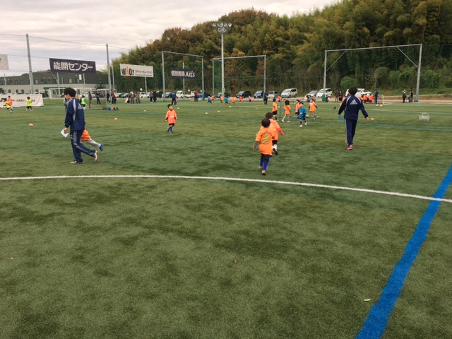 JFAキッズ（U-6/8/10）サッカーフェスティバル 広島県福山市の広島県フットボールセンター（ツネイシフィールド）に、358人が参加！