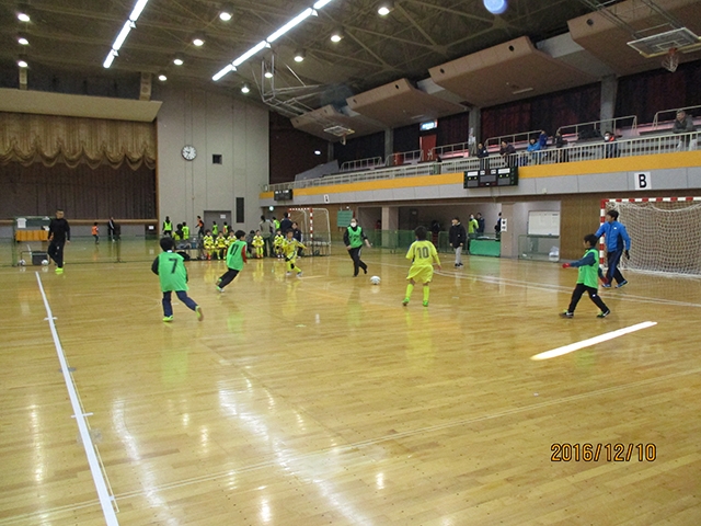 JFAファミリーフットサルフェスティバル 岩手県花巻市の花巻市民体育館に、204人が参加！