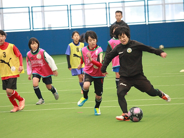 JFAガールズサッカーフェスティバル 山口県山口市の山口きらら博記念公園　多目的ドームに、188人が参加！