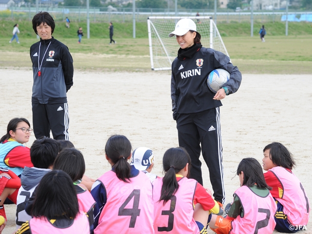 高倉麻子監督が熊本県益城町でサッカー教室　キリンチャレンジカップ2017～熊本地震復興支援マッチ　がんばるばい熊本～