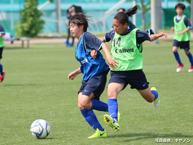 キヤノン ガールズ キャンプ Jfaエリートプログラム女子u 13トレーニングキャンプ ゲームで打ち上げる Jfa 公益財団法人日本サッカー協会