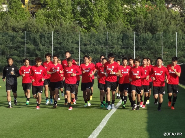 U-20日本代表　韓国で初トレーニング