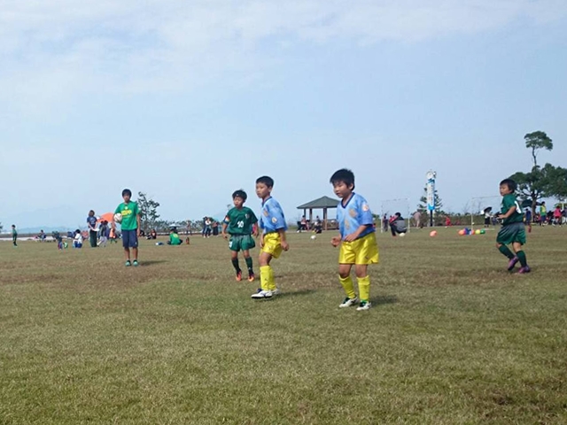 JFAキッズ（U-10）サッカーフェスティバル 宮崎県都城市の都城市山田一堂ヶ丘多目的広場に、280人が参加！