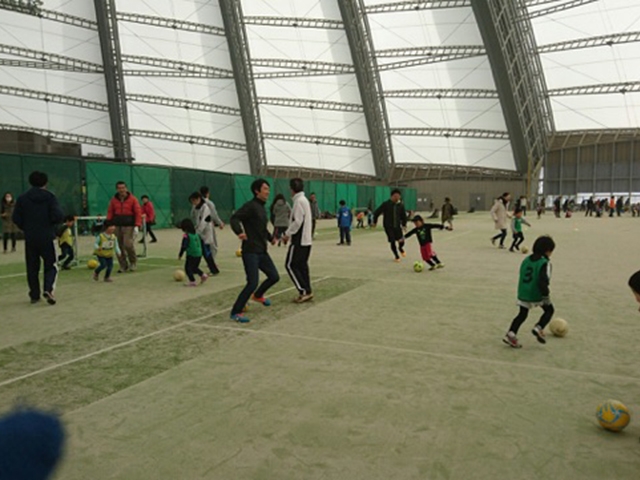 JFAキッズ（U-8）サッカーフェスティバル 宮城県仙台市のシェルコムせんだいに、542人が参加！