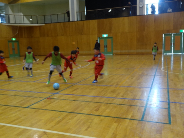 JFAキッズ（U-8/10）サッカーフェスティバル 福島県郡山市の西部第二体育館に、237人が参加！