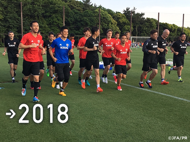 SAMURAI BLUE、フットバレーでリラックス調整