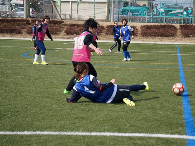 JFAレディース／ガールズサッカーフェスティバル 長野県塩尻市の塩尻市中央スポーツ公園に、72人が参加！