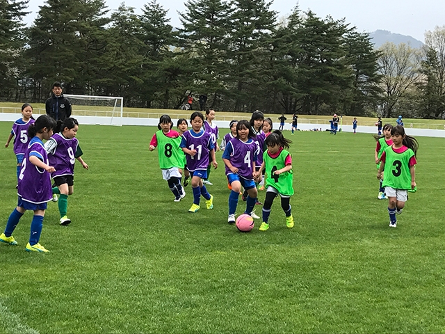 JFAレディース／ガールズサッカーフェスティバル 長野県大町市の大町市運動公園サッカー場に、210人が参加！