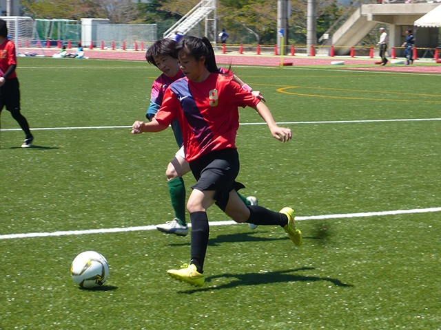 JFAレディースサッカーフェスティバル 三重県名張市の名張市民陸上競技場に、160人が参加！
