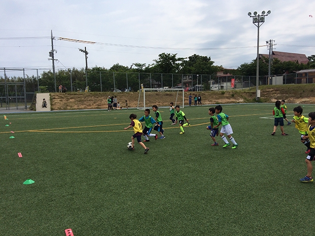JFAキッズ（U-6/8）サッカーフェスティバル 鳥取県西伯郡の鳥取県フットボールセンター大山に、179人が参加！