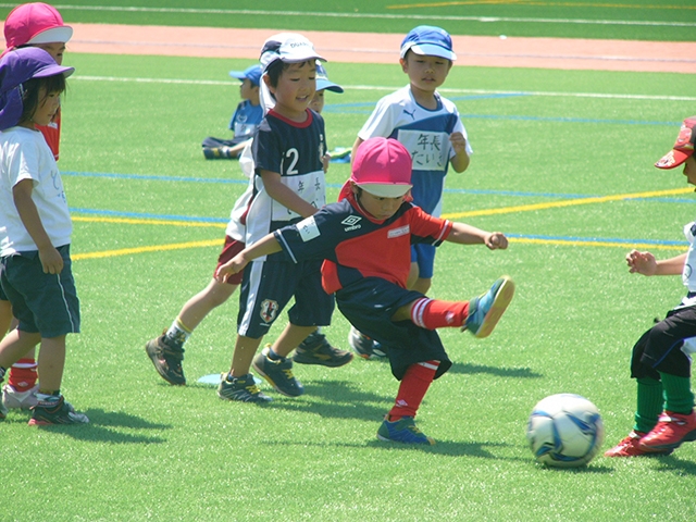 JFAキッズ（U-6）サッカーフェスティバル 佐賀県佐賀市の佐賀県総合運動場に、776人が参加！