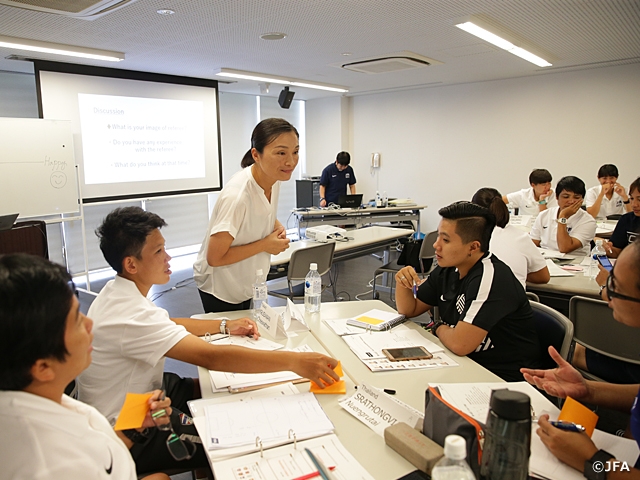JFA holds Women’s International Coaching Course in Osaka