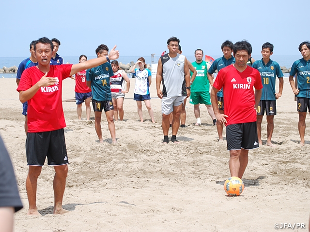 JFAビーチサッカー巡回クリニックを石川県で開催