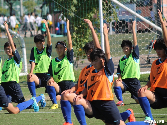 U-15日本女子選抜　トレーニングキャンプ　J-GREEN堺でスタート