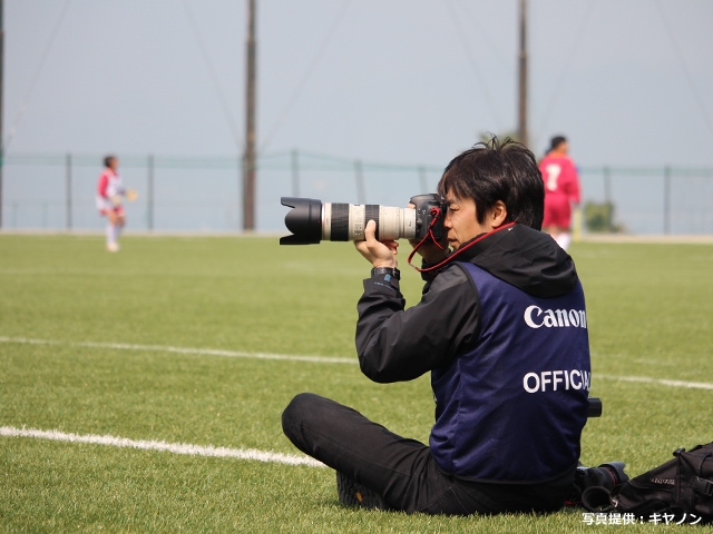 プレーをカタチにして選手へ届ける キヤノンの大会写真の撮影　～キヤノン ガールズ・エイト～