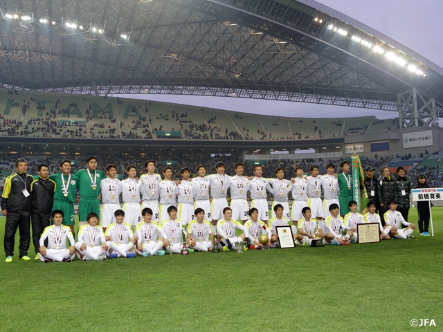 第96回全国高等学校サッカー選手権大会　前橋育英高校が初優勝