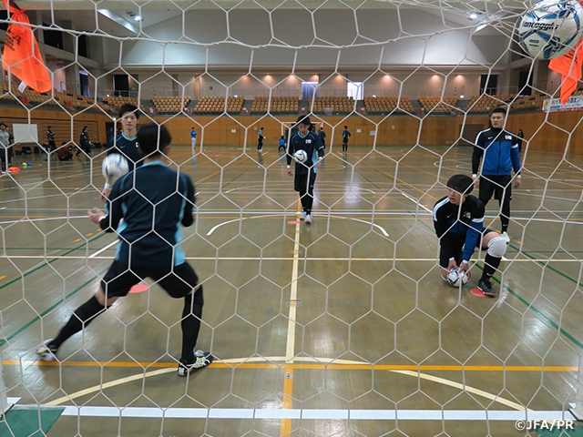 初のフットサルGKキャンプを茨城県鹿嶋市で開催