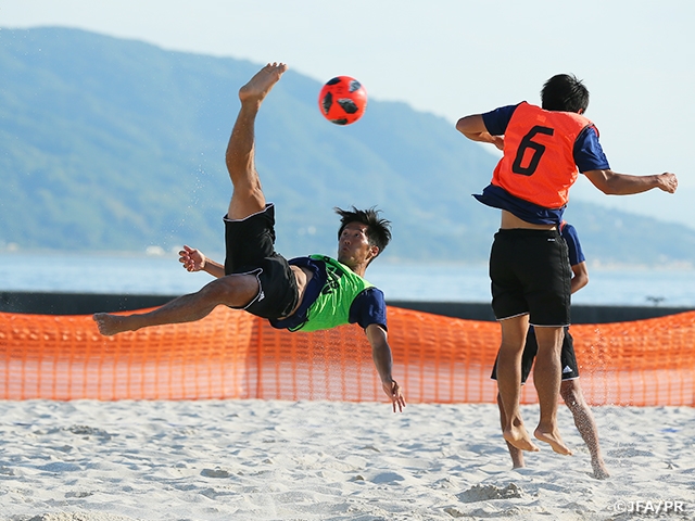 ビーチサッカー日本代表候補、兵庫県内でトレーニングキャンプをスタート