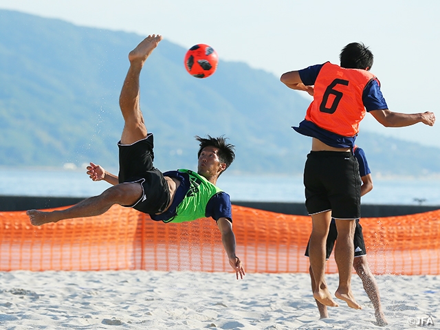 ビーチサッカー日本代表候補、兵庫県内でトレーニングキャンプをスタート