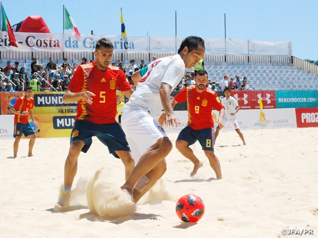 Japan Beach Soccer National Team loses to Spain in their opener of Mundialito Almada 2018