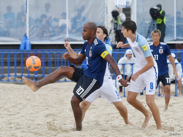 ビーチサッカー日本代表、イングランド代表との練習試合で逆転勝利